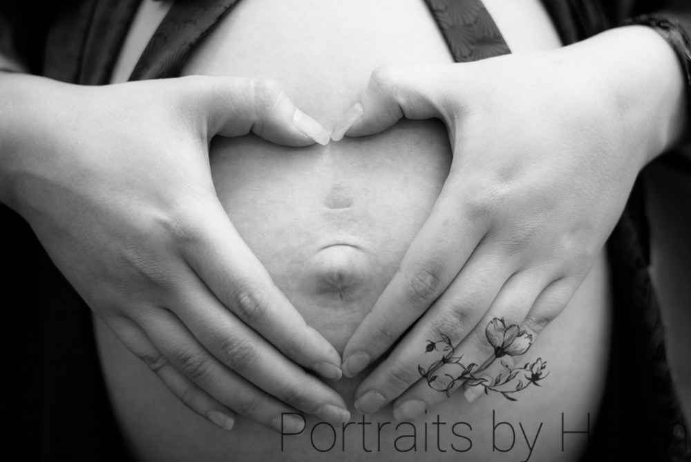 Bump pose, Carlisle newborn photographers