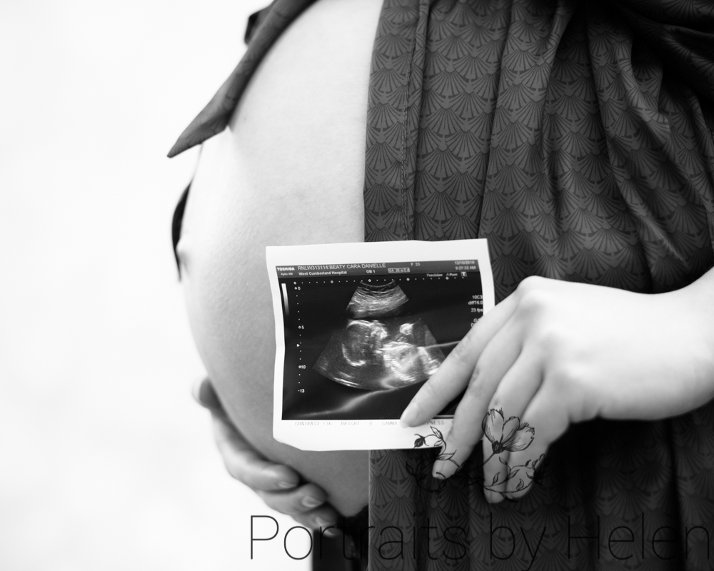 Scan picture and bump, Workington maternity portraits