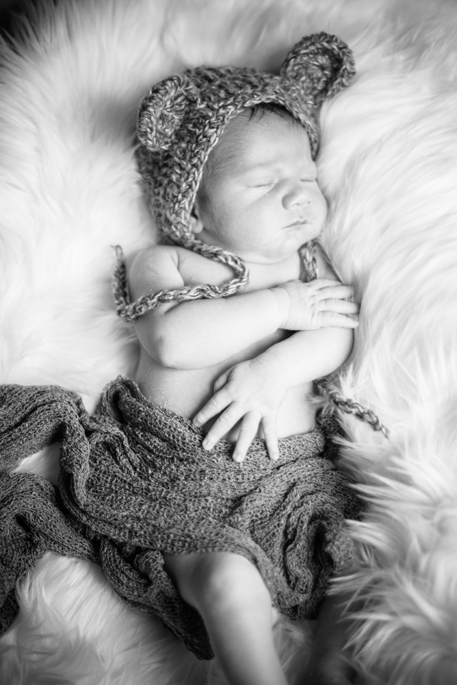 Baby Oliver and his big hands, newborn photographers Keswick